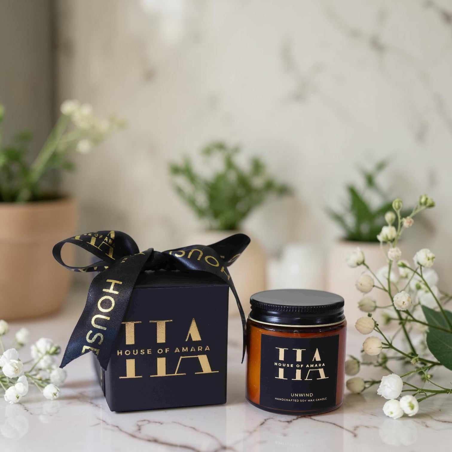 Unwind – White Tea Scented Candle (100g) Main image